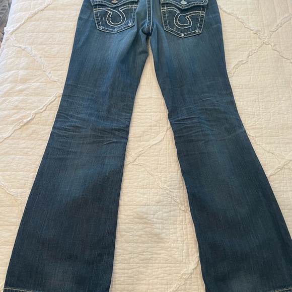 Big Star jeans LIV 29R See photos frayed hem EUC smoke free worn a few times. - Picture 5 of 8